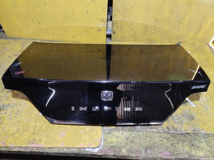 Крышка багажника Хонда Инспаер в Сургуте 710301